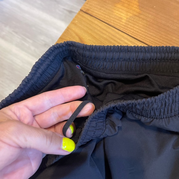 🏃‍♀️🏃‍♂️🏃Champion and Adidas Shorts Athleticwear Set - Picture 4 of 7